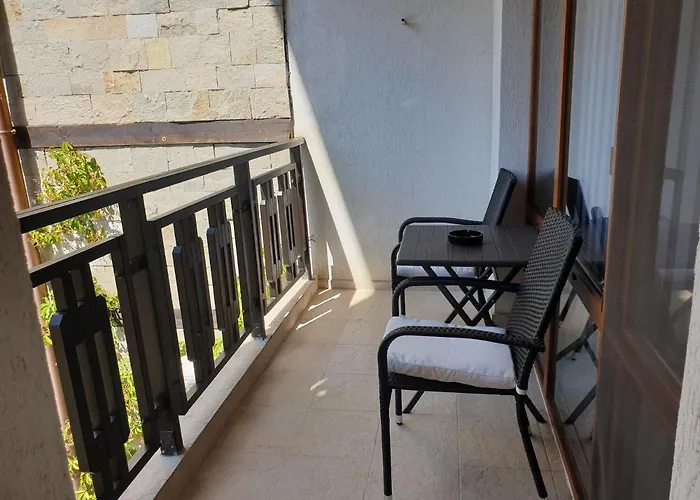 Апартамент Mitprot Panorama Bay 2 Luks 102 *